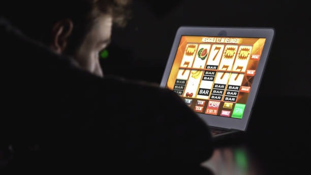 Cash Out multiplier display on Aviator game